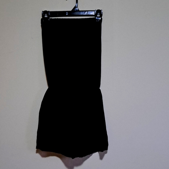 🏖Resort cute size S strapless shorts Jumper simple All black perfect 4 vacation - Picture 1 of 2